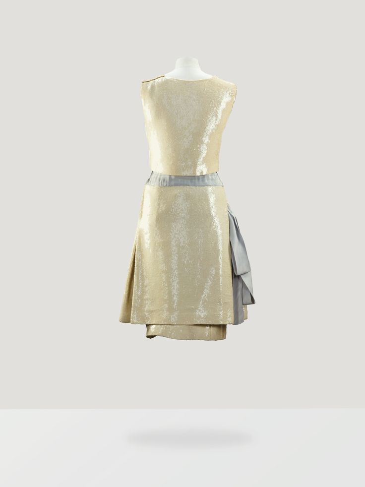 Chanel Haute Couture Robe de cocktail en paillettes ivoire 1963 L'Esprit de Gabrielle