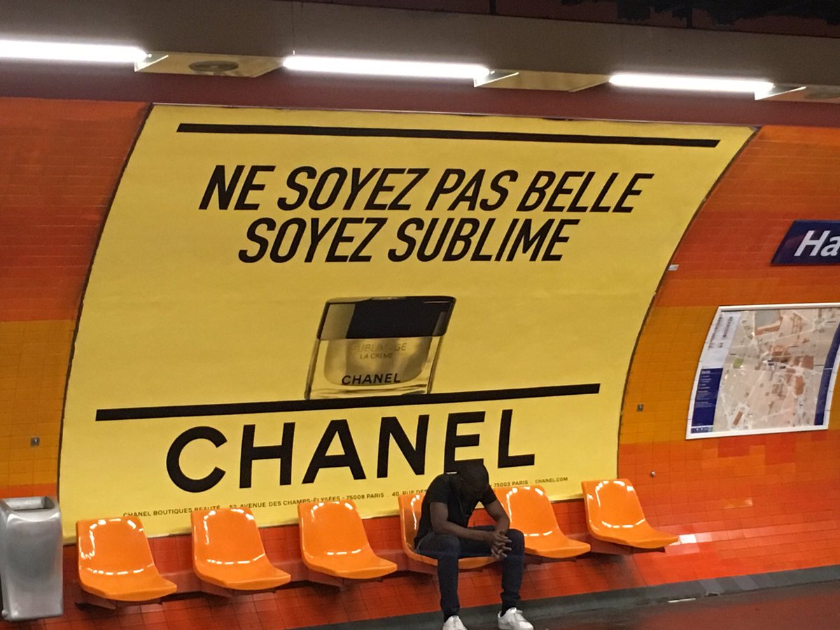 Chanel publicité métro RATP paris Esprit de Gabrielle espritdegabrielle.com