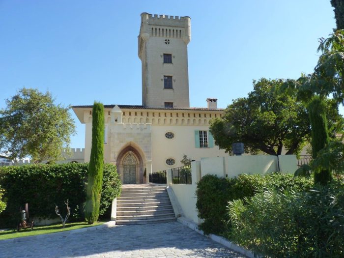 Château de Crémat Esprit de Gabrielle espritdegabrielle.com