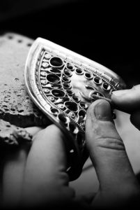 CHANEL Métiers d'art 2018-19 Paris New York DESRUES Esprit de Gabrielle espritdegabrielle.com