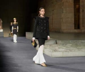 CHANEL Métiers d'art Paris New York Look 26 Esprit de Gabrielle espritdegabrielle.com