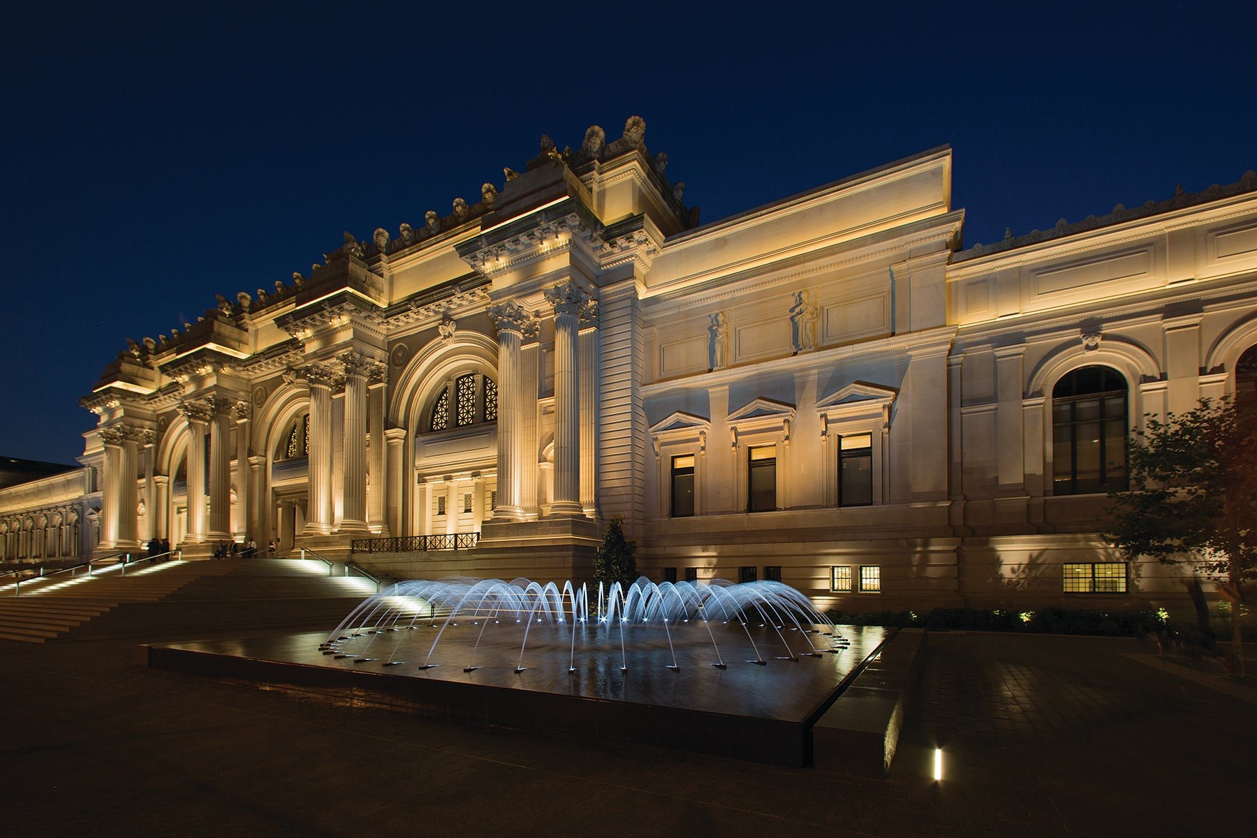 Metropolitan Museum of Art Esprit de Gabrielle espritdegabrielle.com