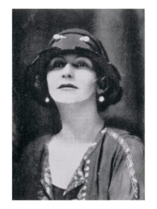 1923 Gabrielle Chanel Russian shirt Esprit de Gabrielle espritdegabrielle.com