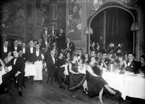 CHANEL PARIS - CABARET RUSSE Esprit de Gabrielle espritdegabrielle.com