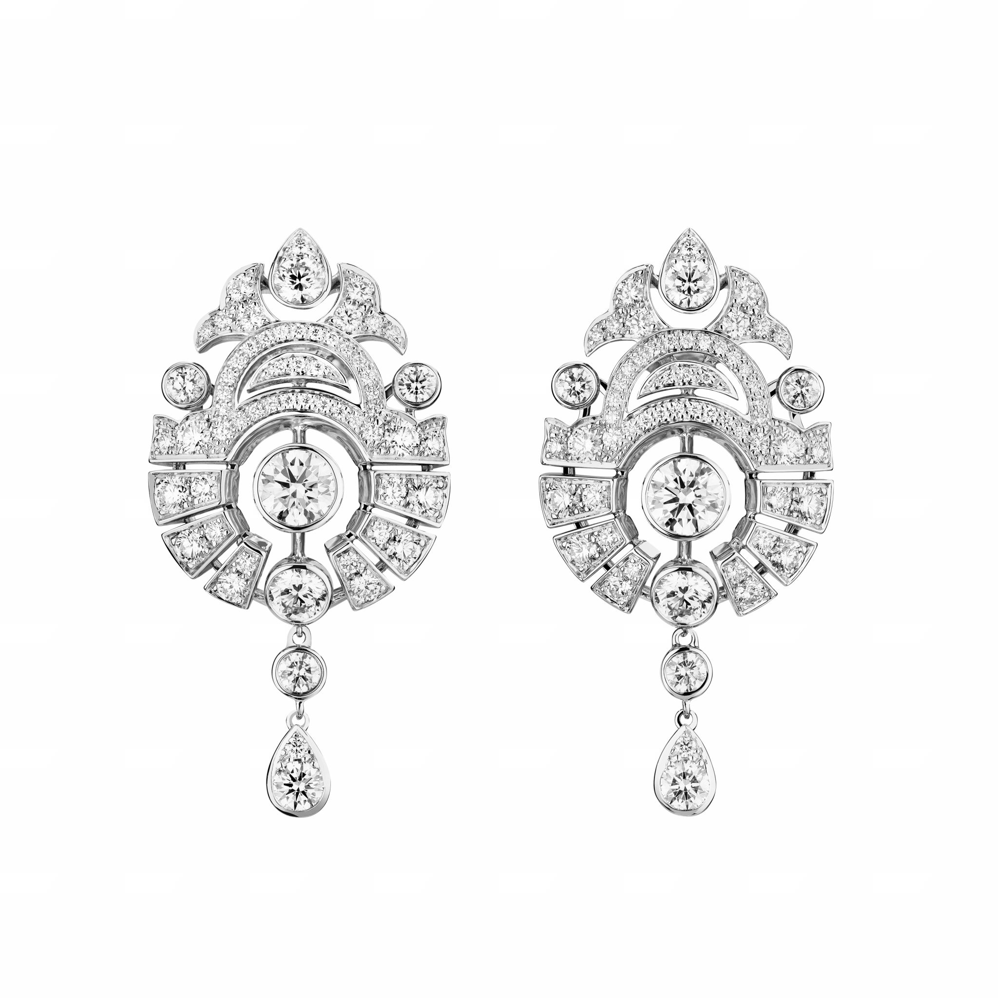 Motif Russe earrings CHANEL Esprit de Gabrielle espritdegabrielle.com