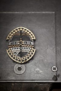 Boucles d'oreilles Roubachka CHANEL - Esprit de Gabrielle espritdegabrielle.com