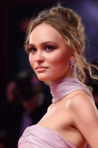 76e Festival International du Film de Venise - Lily Rose DEPP CHANEL Esprit de Gabrielle espritdegabrielle.com