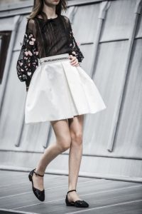 CHANEL RTW SS 2020 JUPES EN VOLUME Esprit de Gabrielle espritdegabrielle.com