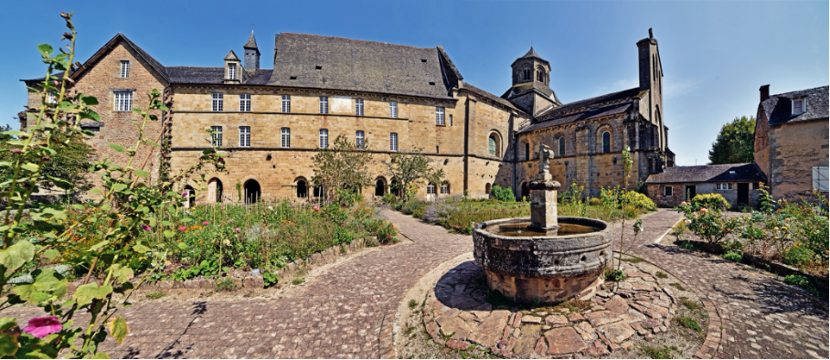 Abbaye Aubazine Esprit de Gabrielle espritdegabrielle.com