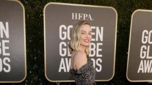Golden Globe Awards 2021 Margot Robbie CHANEL Esprit de Gabrielle espritdegabrielle.com