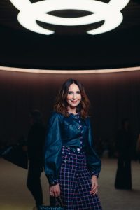 CHANEL Haute Couture SS 2024 Elsa Zylberstein Esprit de Gabrielle espritdegabrielle.com