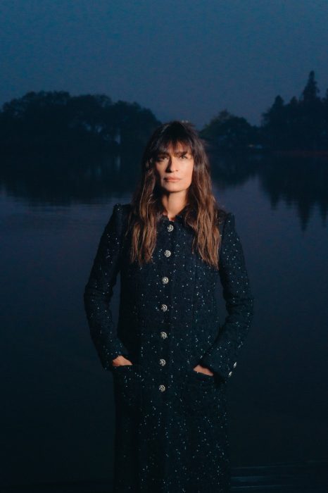 Caroline de Maigret au défilé CHANEL des METIERS D'ARTS 2024/25